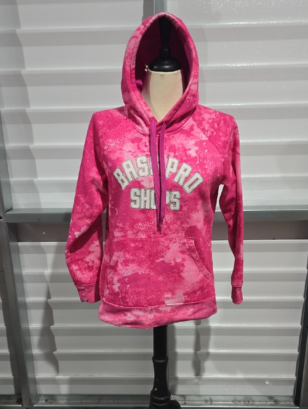 Bass Pro Shops Hot Pink Tie-Dye Pullover Hoodie Size Medium